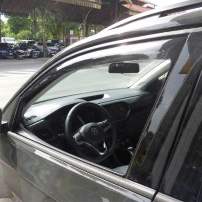 CORTAVIENTOS PARA PUERTAS DELANTERAS
