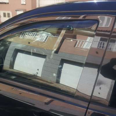 CORTAVIENTOS PARA PUERTAS DELANTERAS